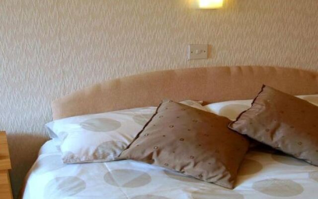 Cloisters Guest House
