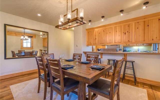 See Forever Village At The Peaks Resort & Spa