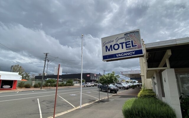 Golden Grain Motel