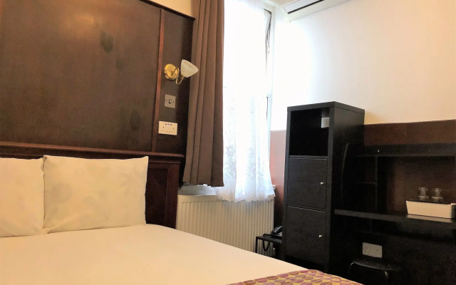 Plaza London Hotel