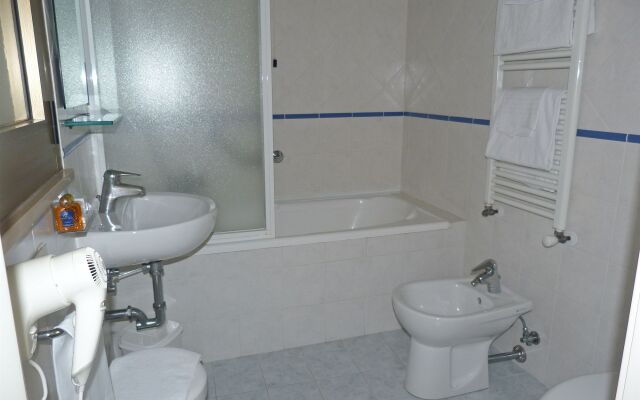 Hotel Centrale Byron