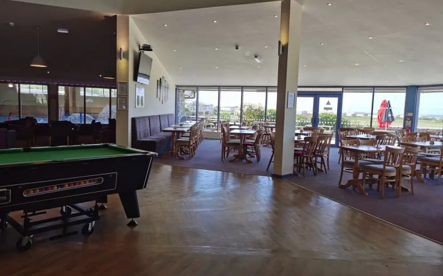 Sea and Mountain View Sunbeach Holiday Snowdonia