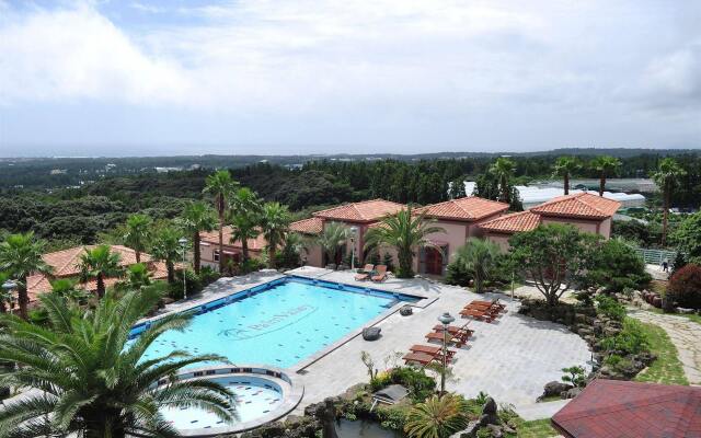 PalmValley Pool Villa Resort