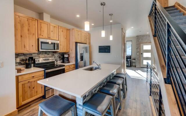 Arrow Luxury Townhomes by Winter Park Escapes