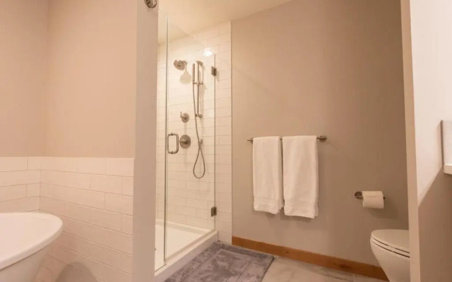 3 - Bedroom Penthouse