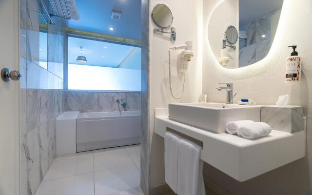 Casa Blue Resort