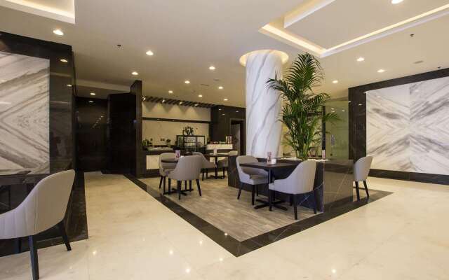 TIME Onyx Hotel Apartment