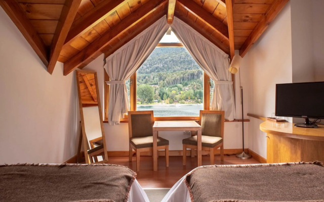 El Muelle by DOT Boutique