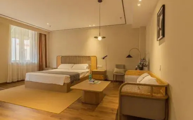 Hotels in Belas