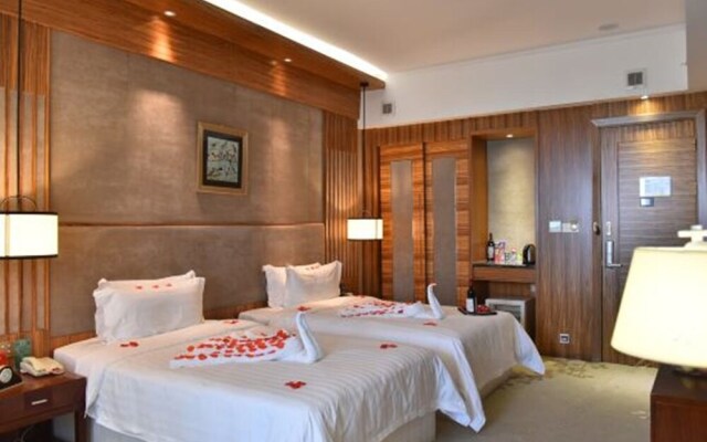 Fengxiang hot spring Hotel