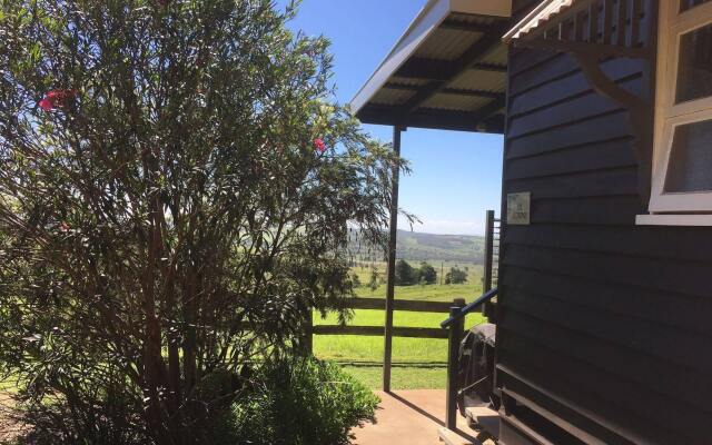 Hillview Cottages
