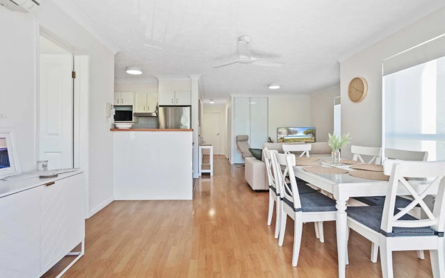Villa Grande by Burleigh Letting Co