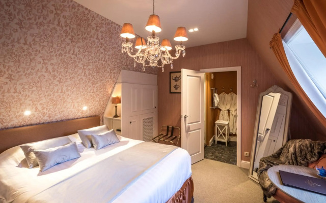 Hotel de Castillion
