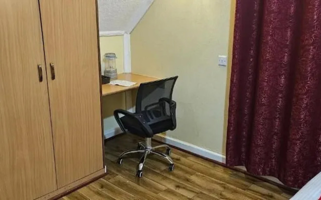 Lux Suites Weavers Haven Guest House