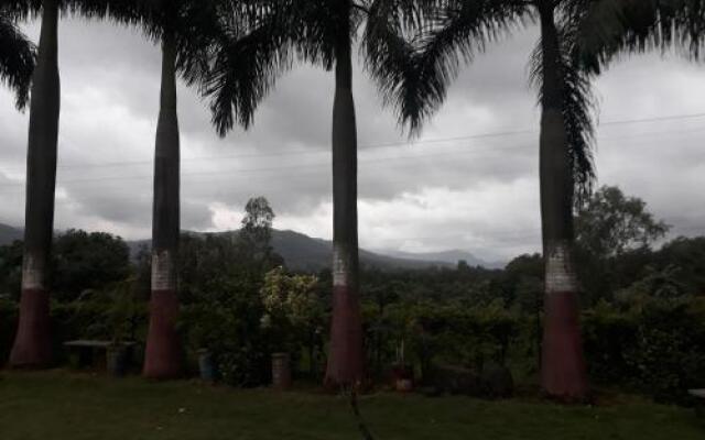 Giriraj Farm Hill Resort