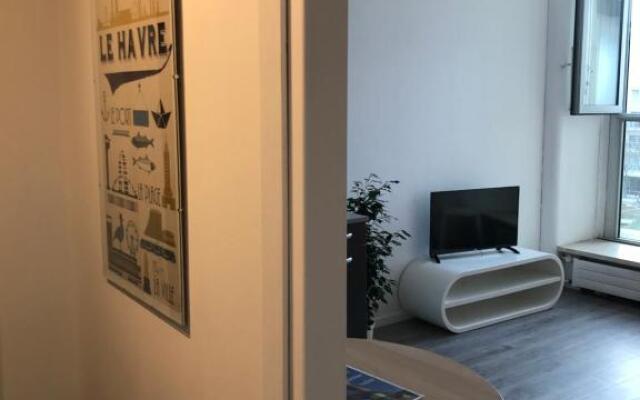 Studio Meublé Vue Mer