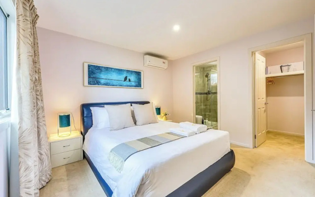 Melbourne Luxury Villa at Doncaster