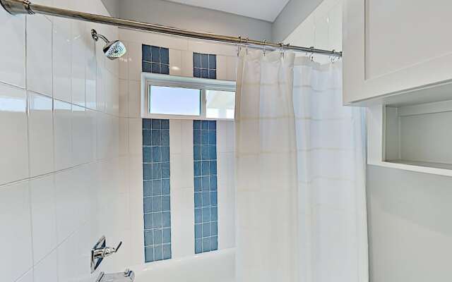 17235san 4 Bedroom Home