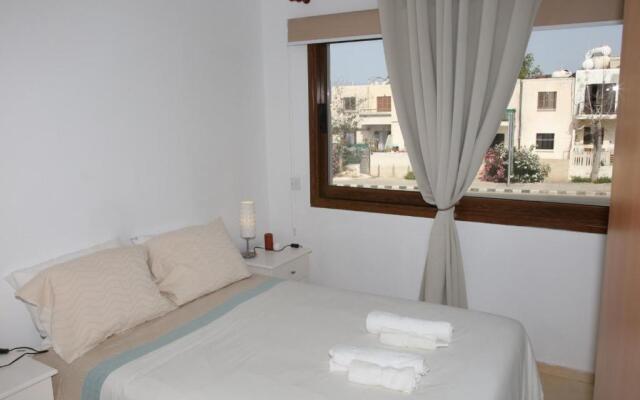 Kato Paphos Apt 400m To The Beach