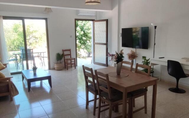 oasis nature almond house
