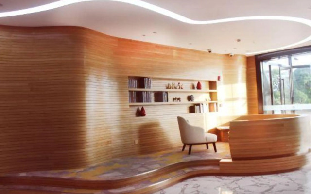 Boya Hotel (Shanghai Xiuyan Road Metro Station)