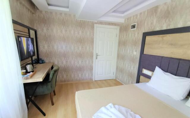 Avcilar Elit Hotel (29 Km Away From Istanbul)