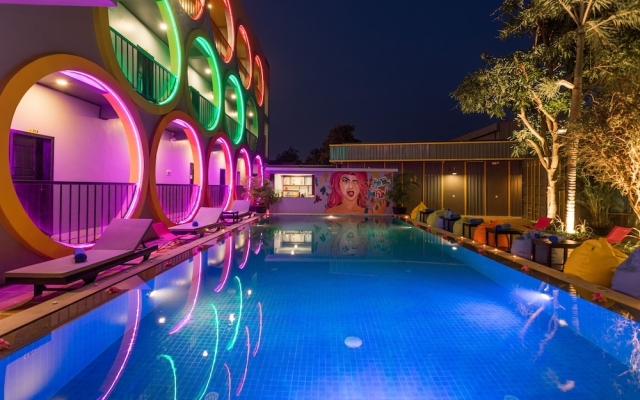 White Rabbit Hostel - Adults Only
