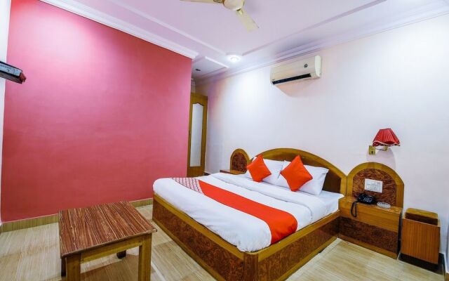 OYO 13935 Hotel Shree Celebration