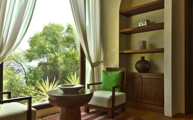 Al Bustan Palace, a Ritz-Carlton Hotel