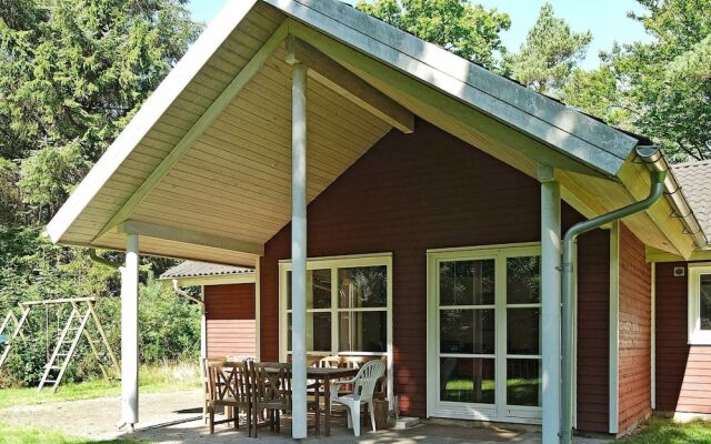 Quaint Holiday Home in Hadsund Jutland With Indoor Whirlpool