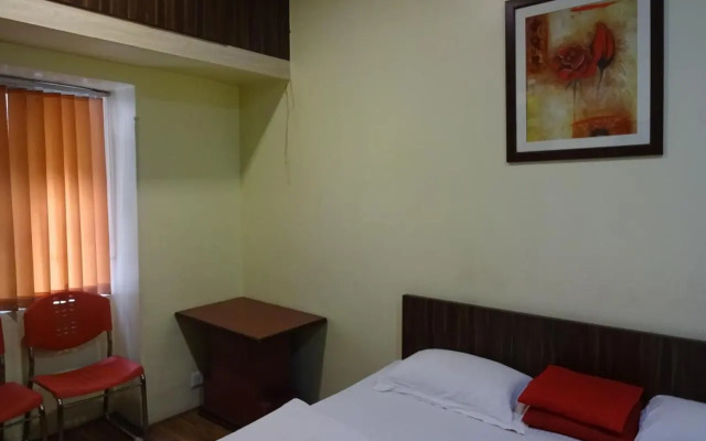 OYO Rooms Sealdah Near Entally Market