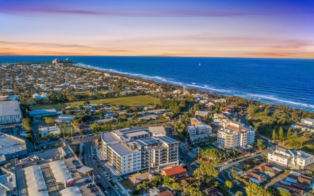 Hedge Apartments by CLLIX