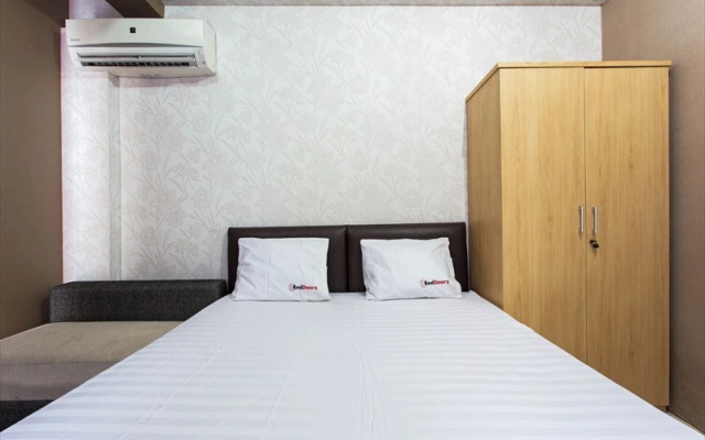 RedDoorz Apartment @ Sunter Park View
