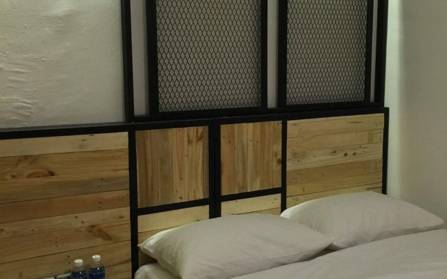 The Oikos Hotel