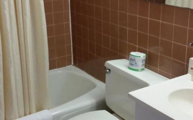 Hanover Hotel & Banquet Center