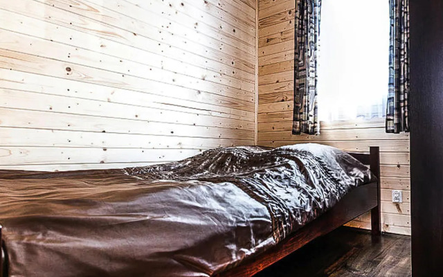 Holiday Cottages, Jezierzany