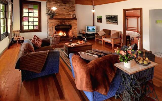 Cedar Creek Cottages