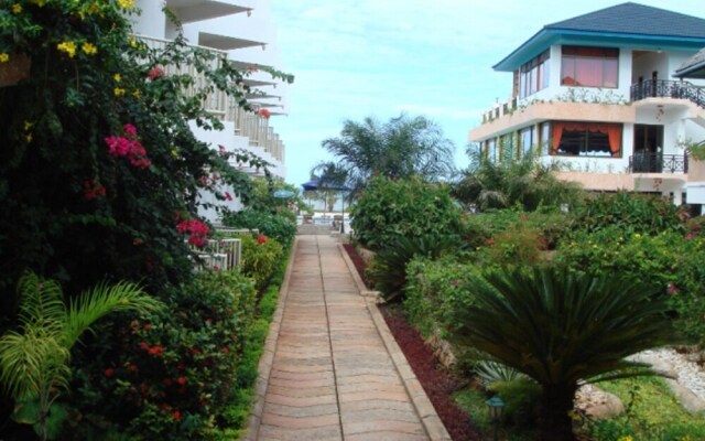 The Beach Comber Hotel & Resort