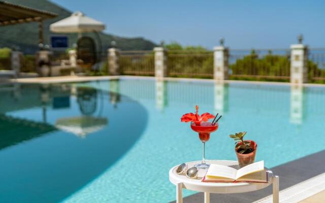 3 Aktes Resort