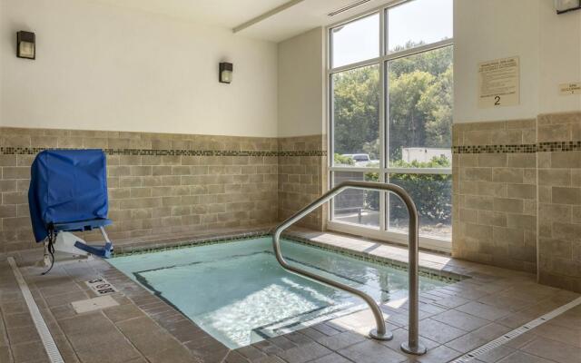 Comfort Suites Dover