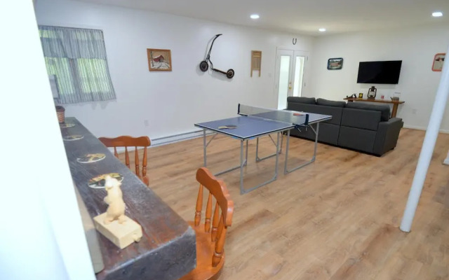 Chesnutt Cabin on the Cacapon River