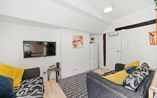 Cosy 3 bedroom house in the heart of Canterbury