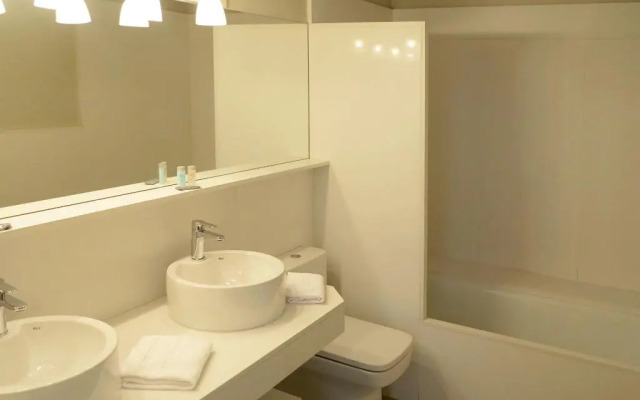 Serennia Exclusive Rooms
