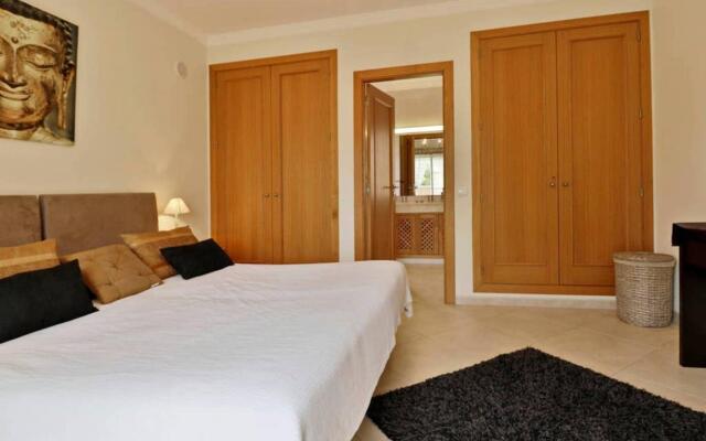 Villa Tulipa / Ategina V036 (Oceano)