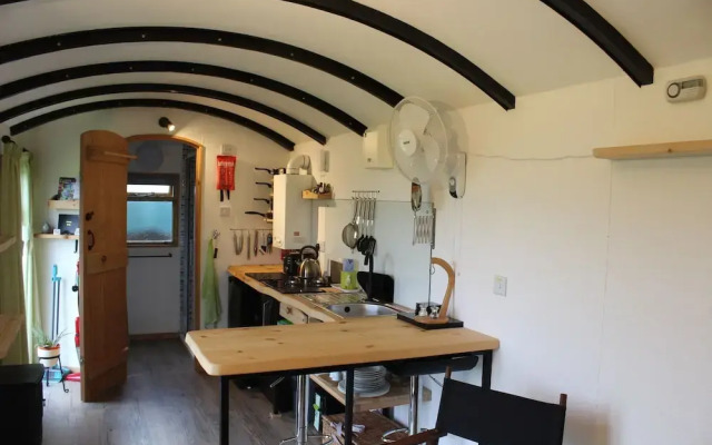 Greenacres Self Catering Railway Wagon-Glamping