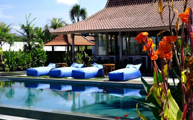 Wide Sands Beach Retreat
