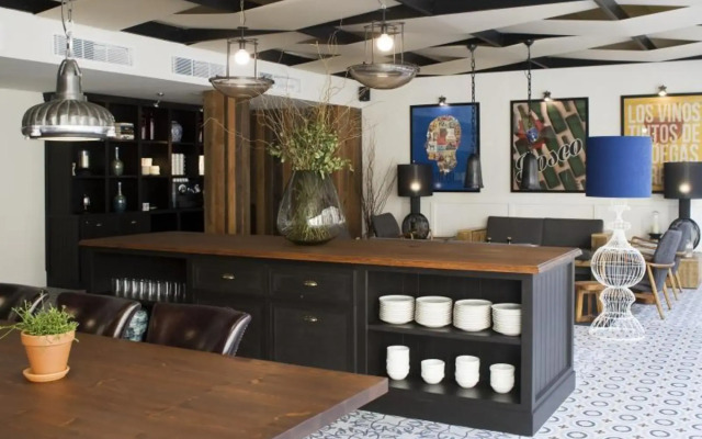 Hotel Praktik Vinoteca