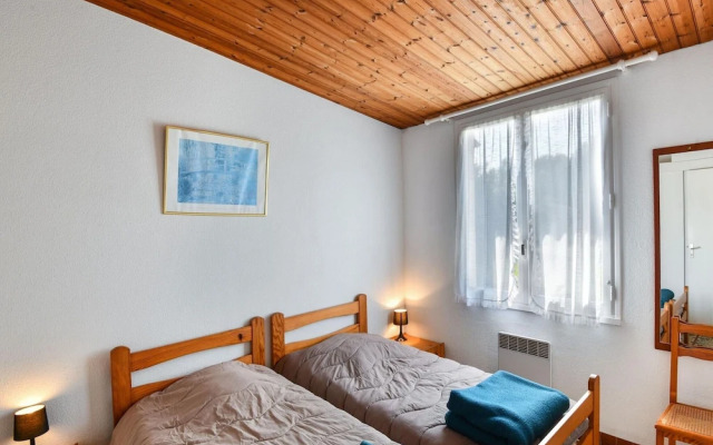 Gite in a Holiday Park With Pool