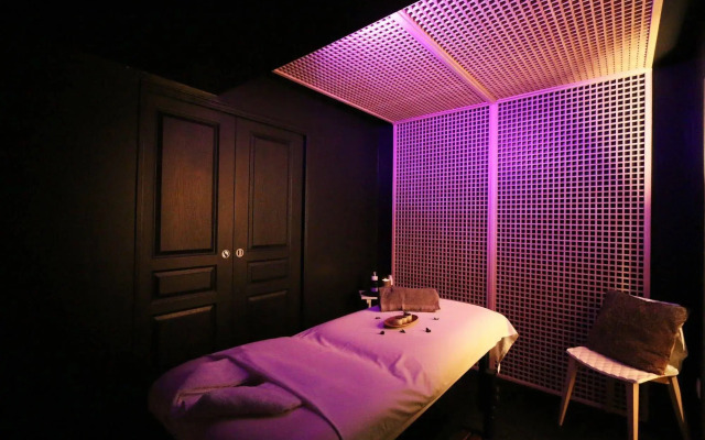 Rock Noir Hôtel & Spa