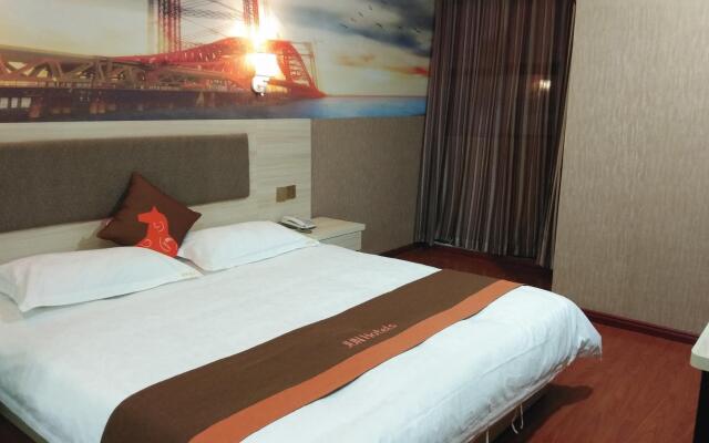 Jun Hotel Jiangxi Nanchang Qingshanhu District Gaoxin Nanjing Dong Road